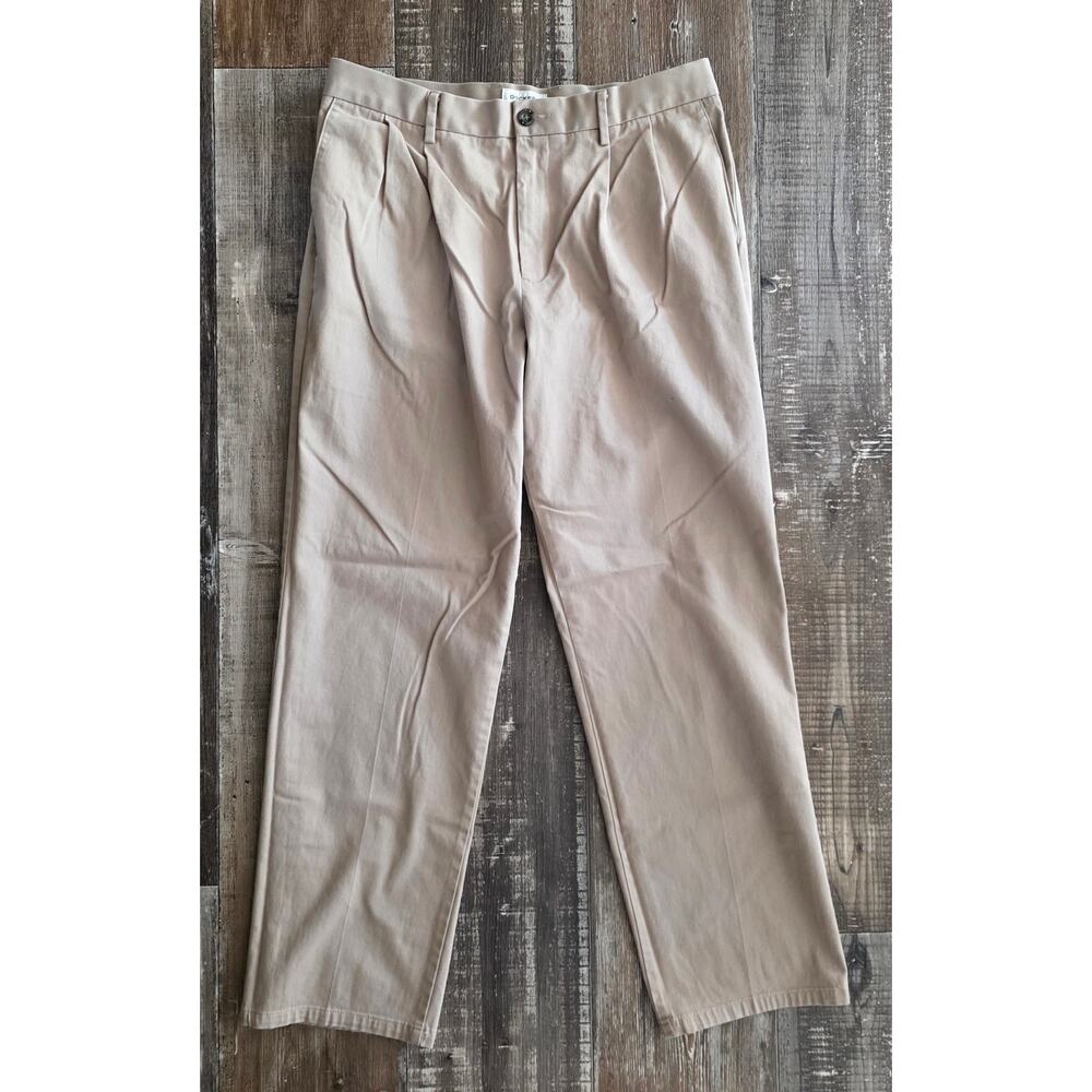 Dockers Pleated Classic Fit Tan Khakis Pants Men's 34x32